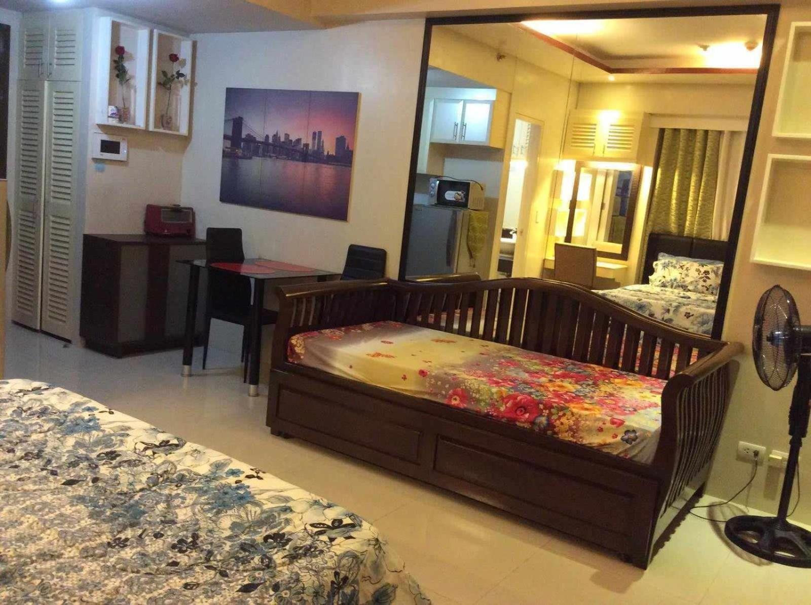 Palm Tree Villas By Ann Manila Exterior photo